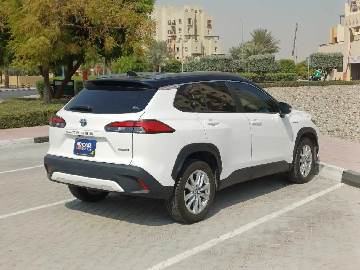 Car image 5