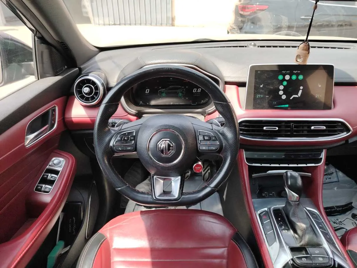Car image 22