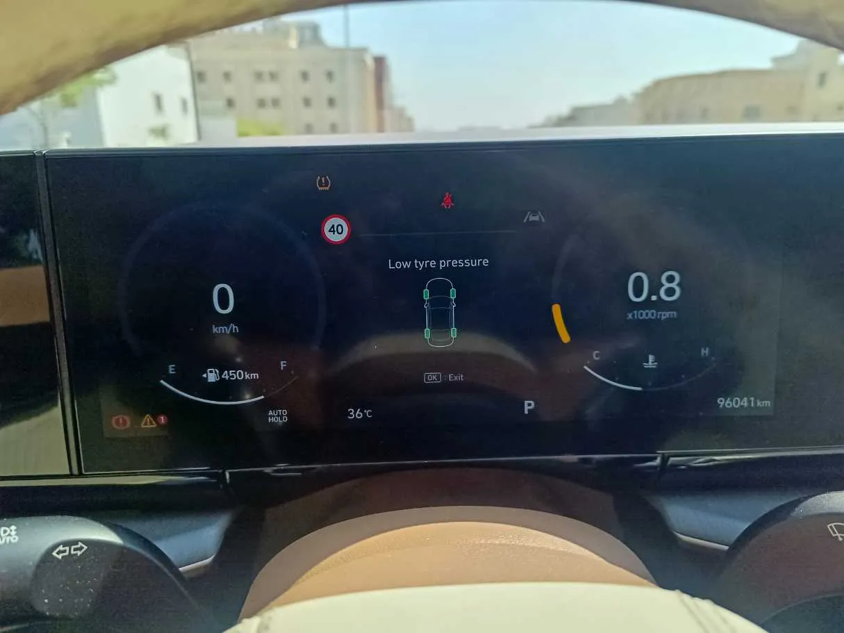 Car image 29