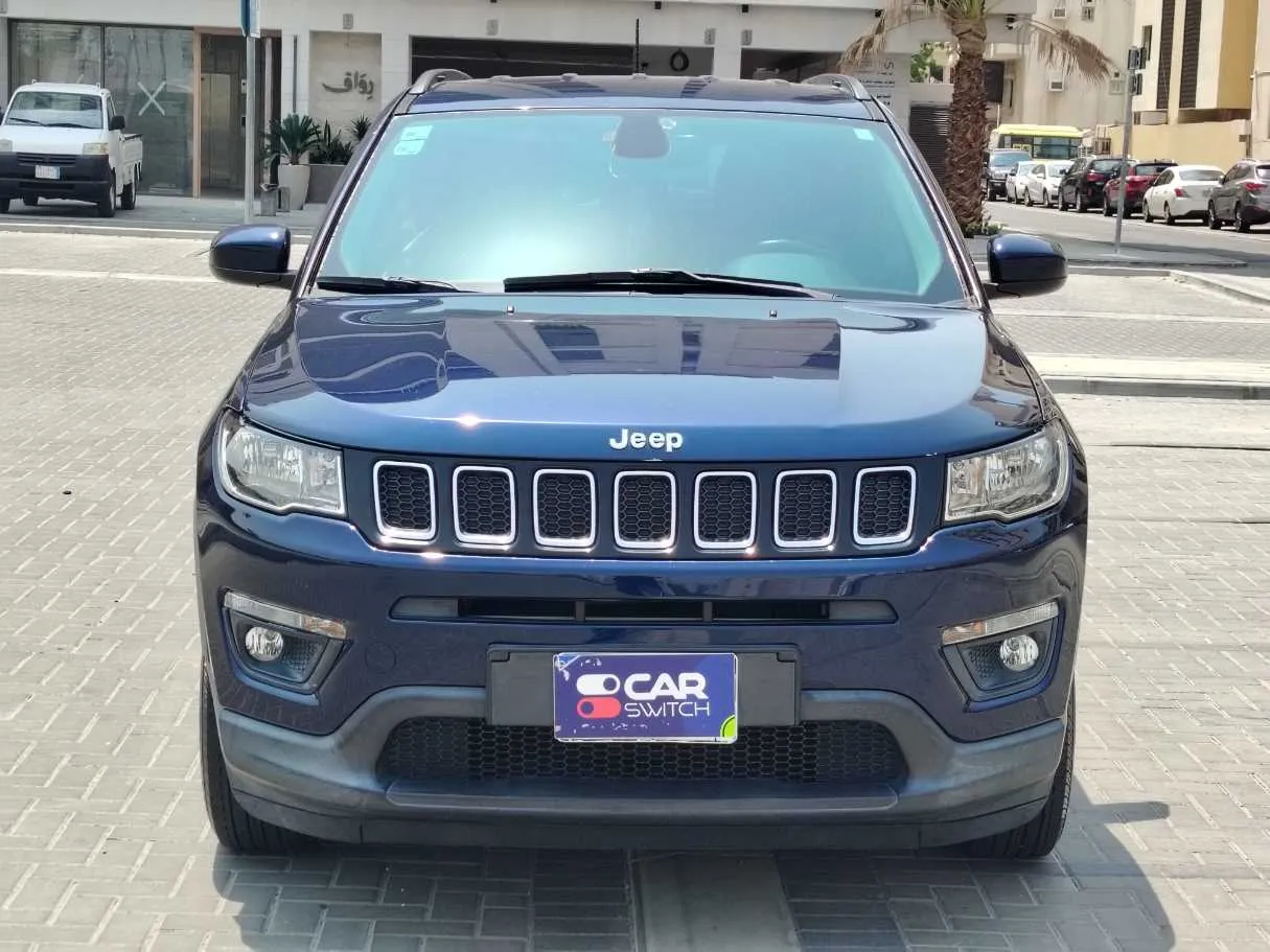 Car image 2