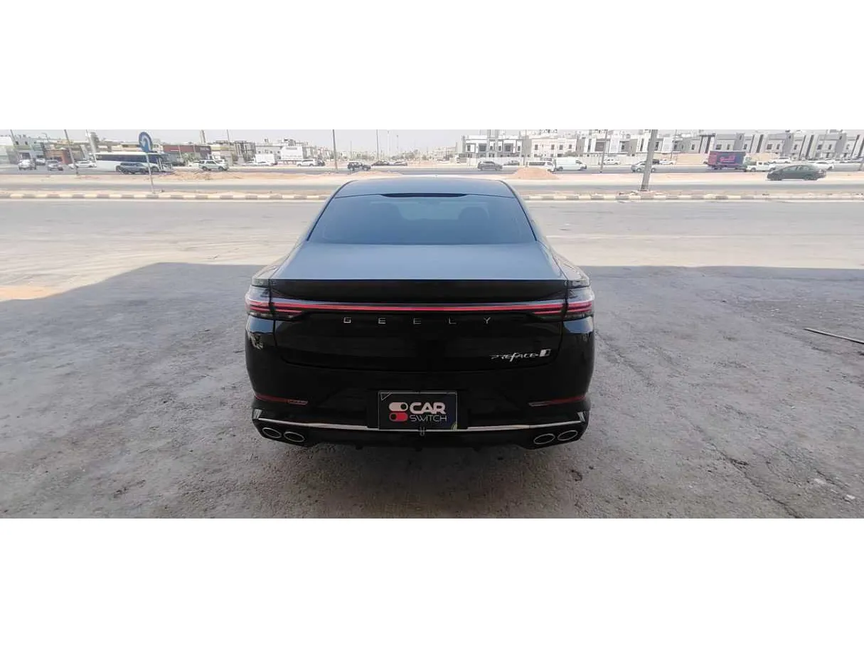 Car image 6