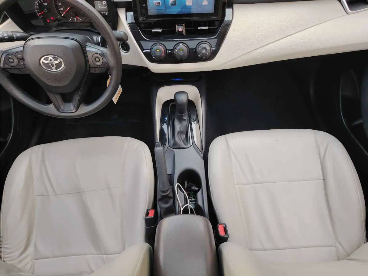 Car image 20