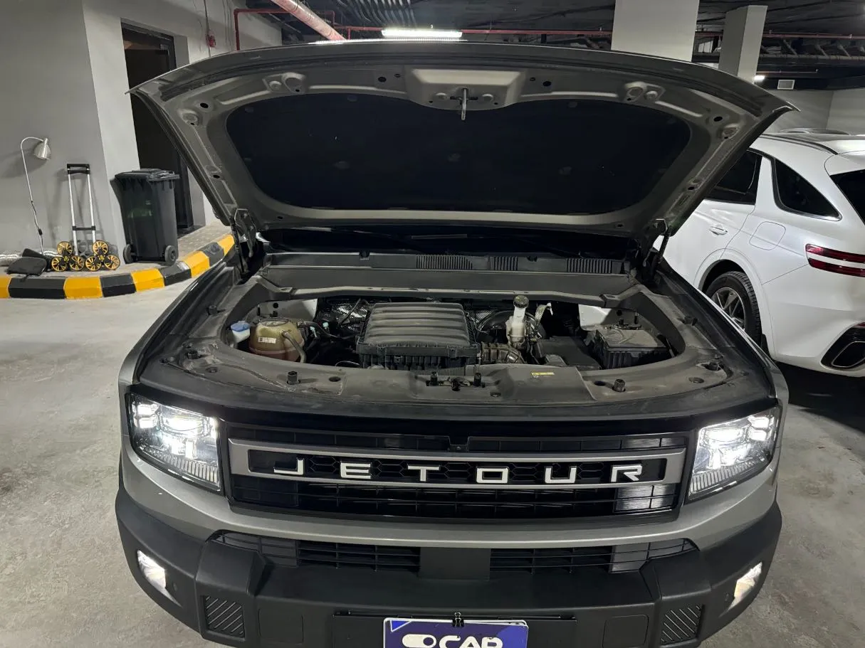 Car image 30