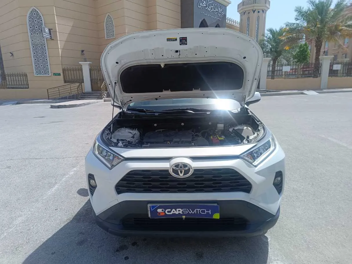 Car image 35