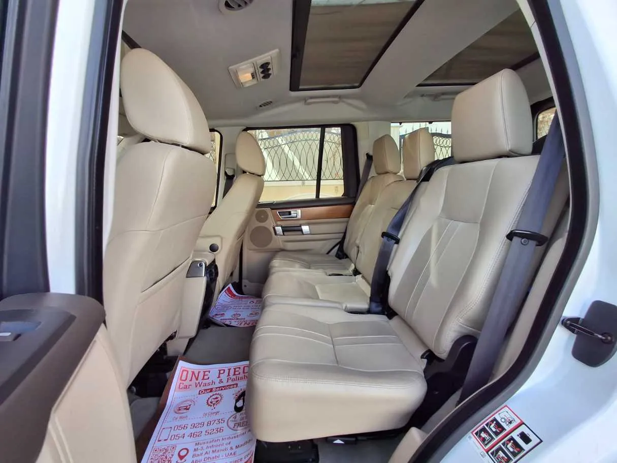 Car image 13