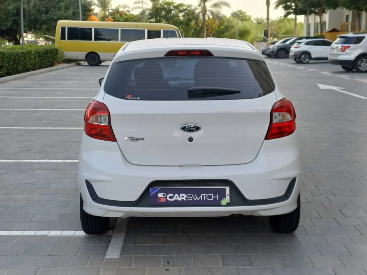 Car image 6