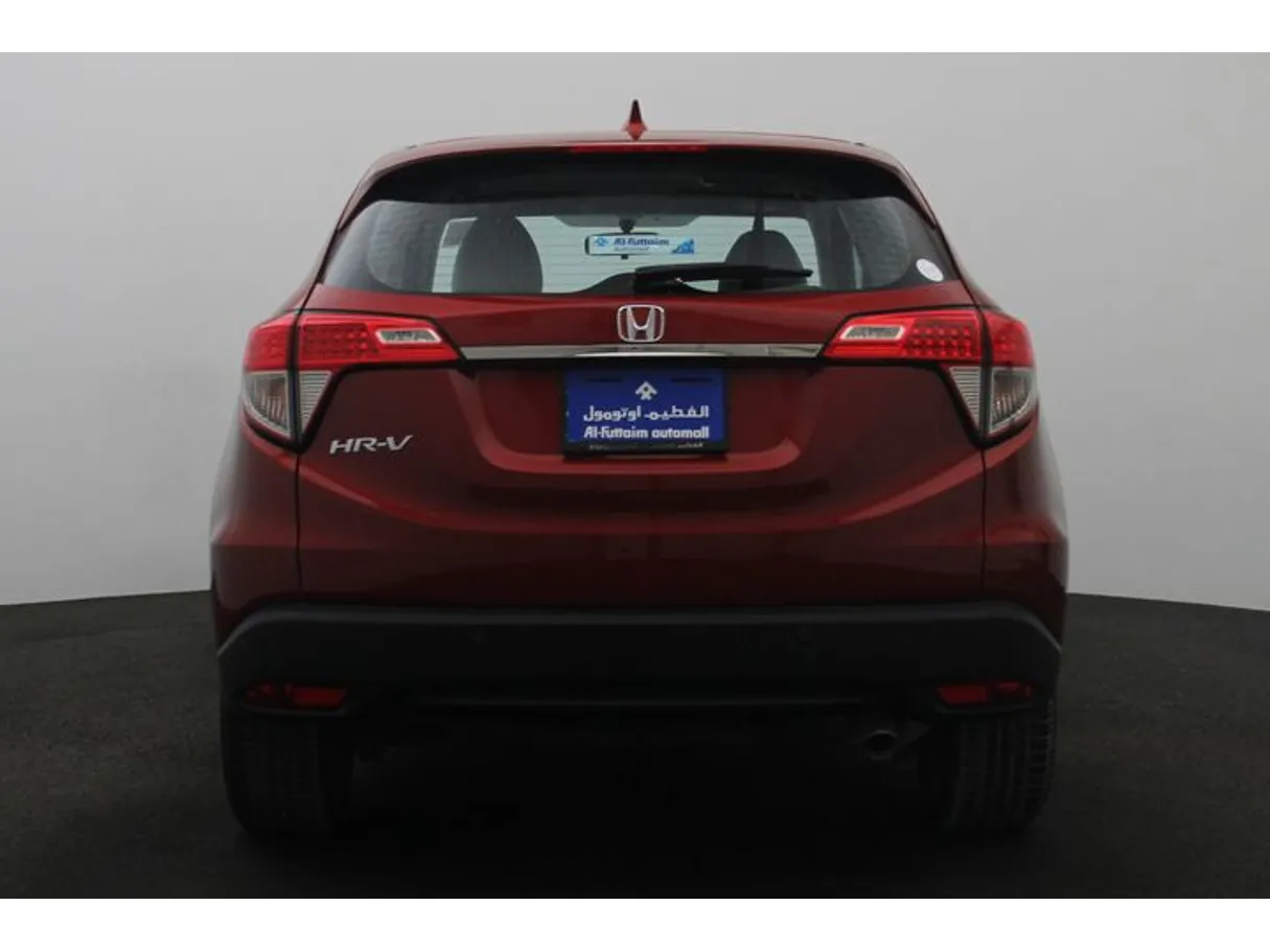 Car image 12