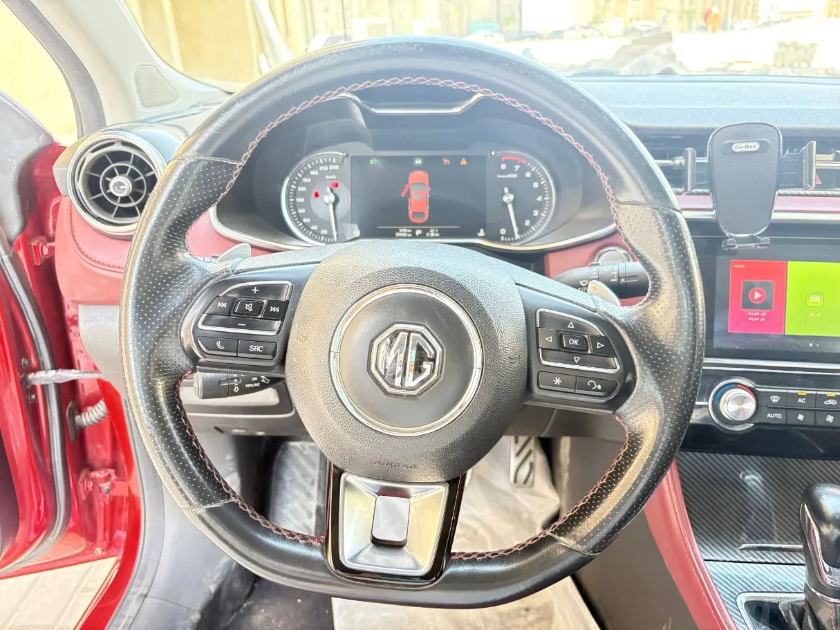 Car image 22