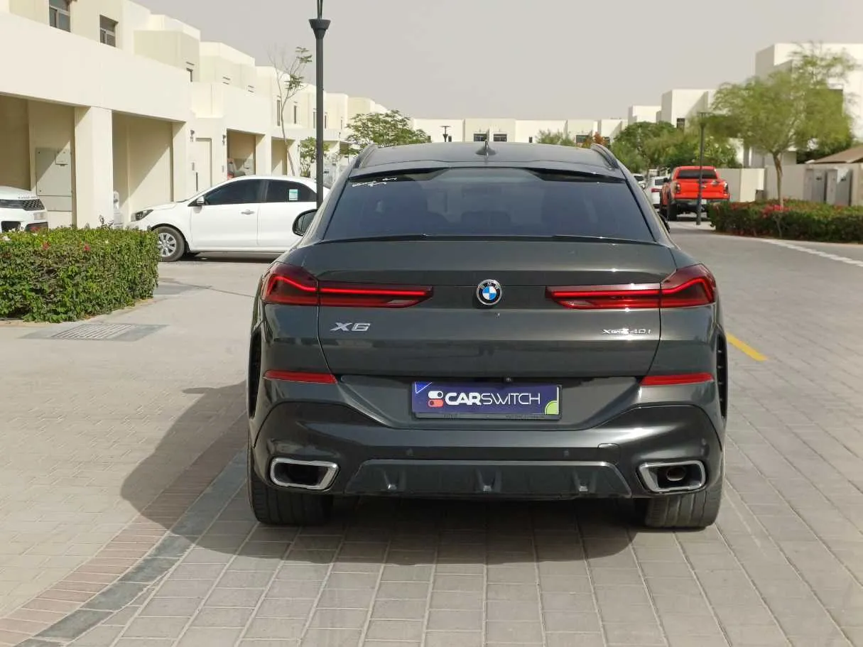 Car image 6