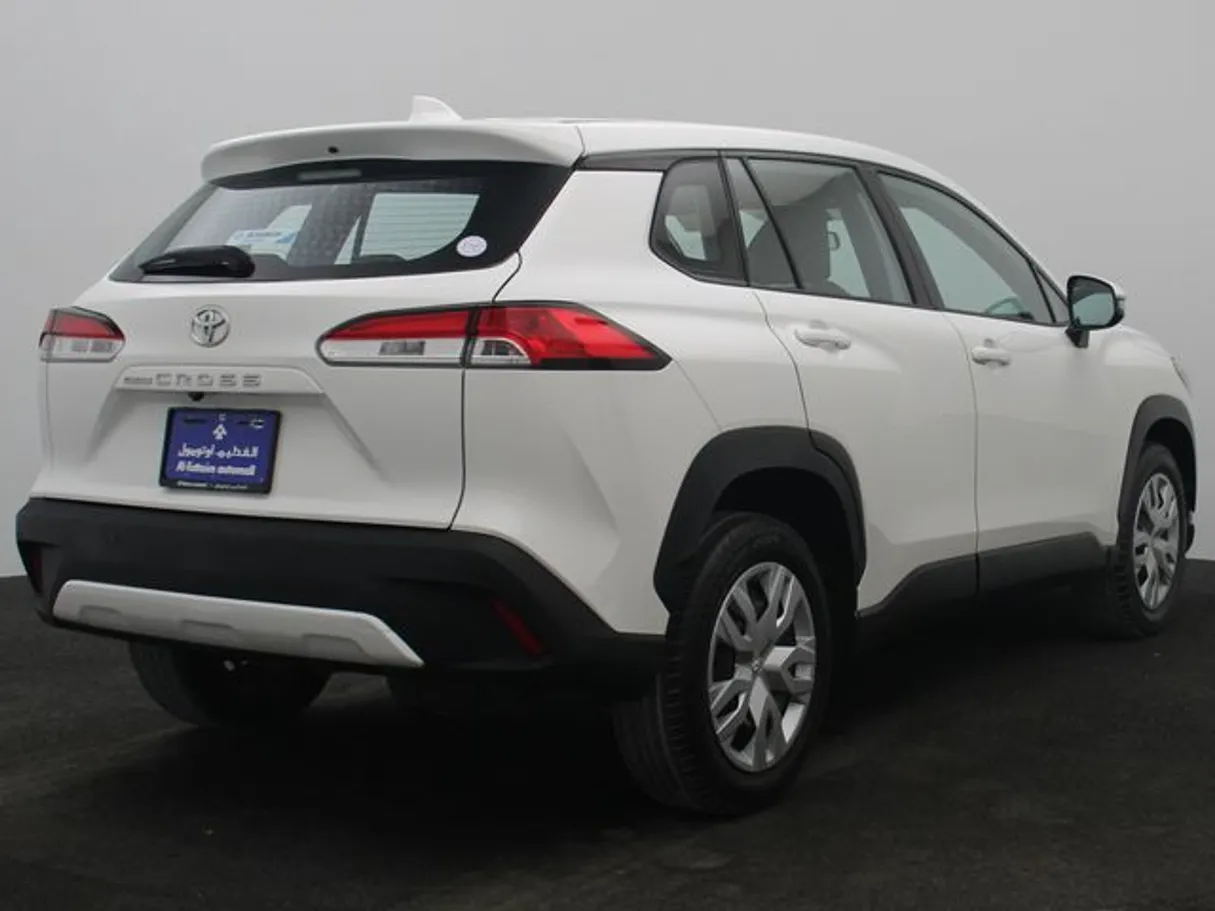 Car image 2