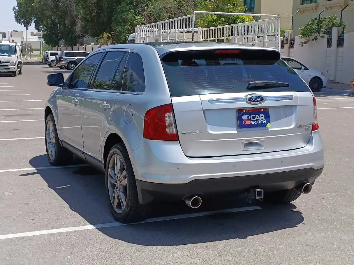 Car image 7