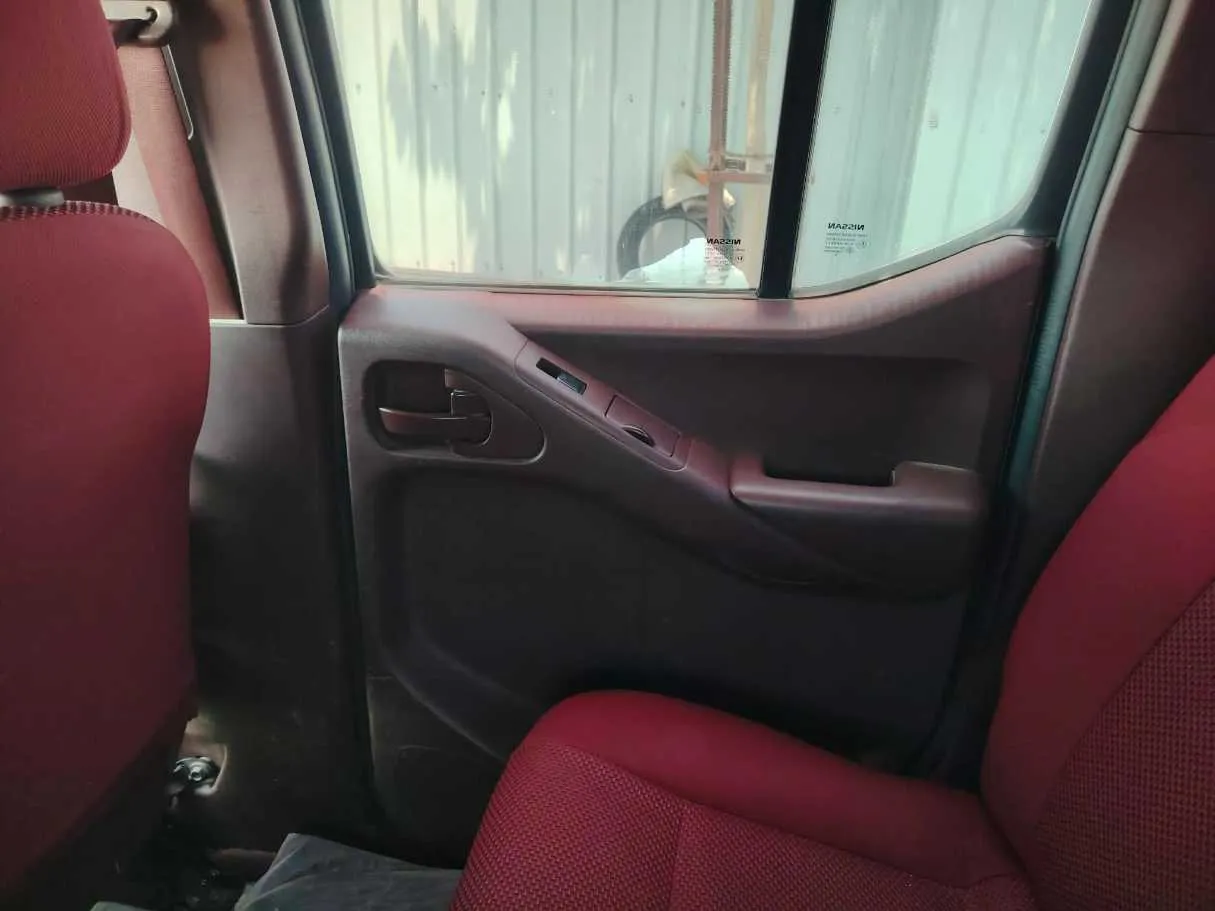 Car image 35