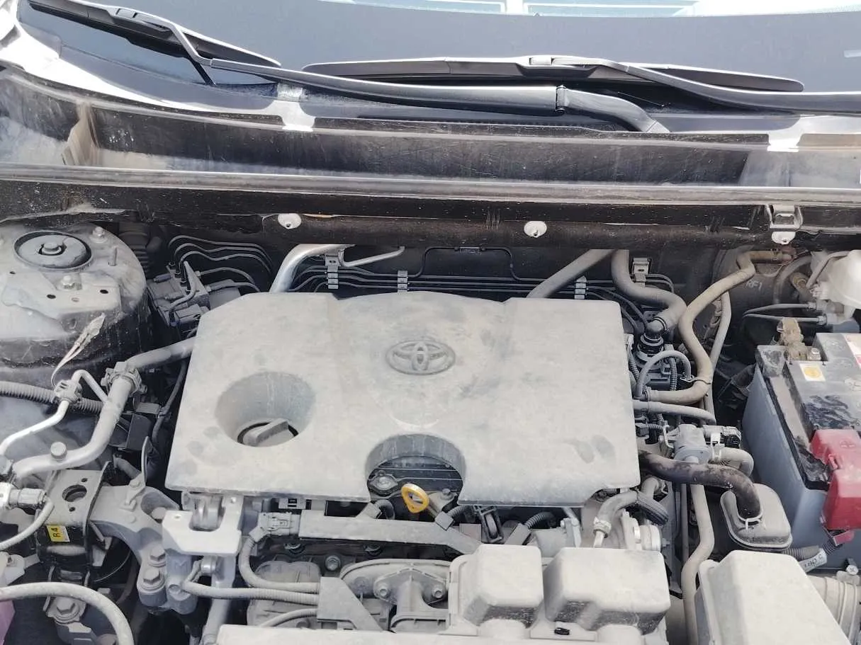 Car image 40