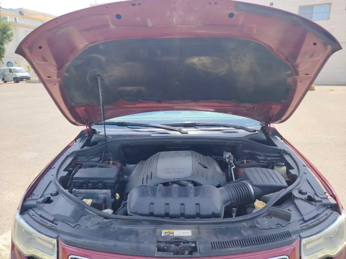 Car image 38