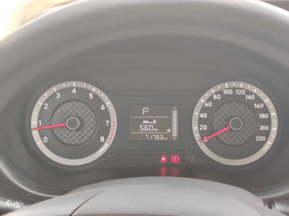 Car image 22