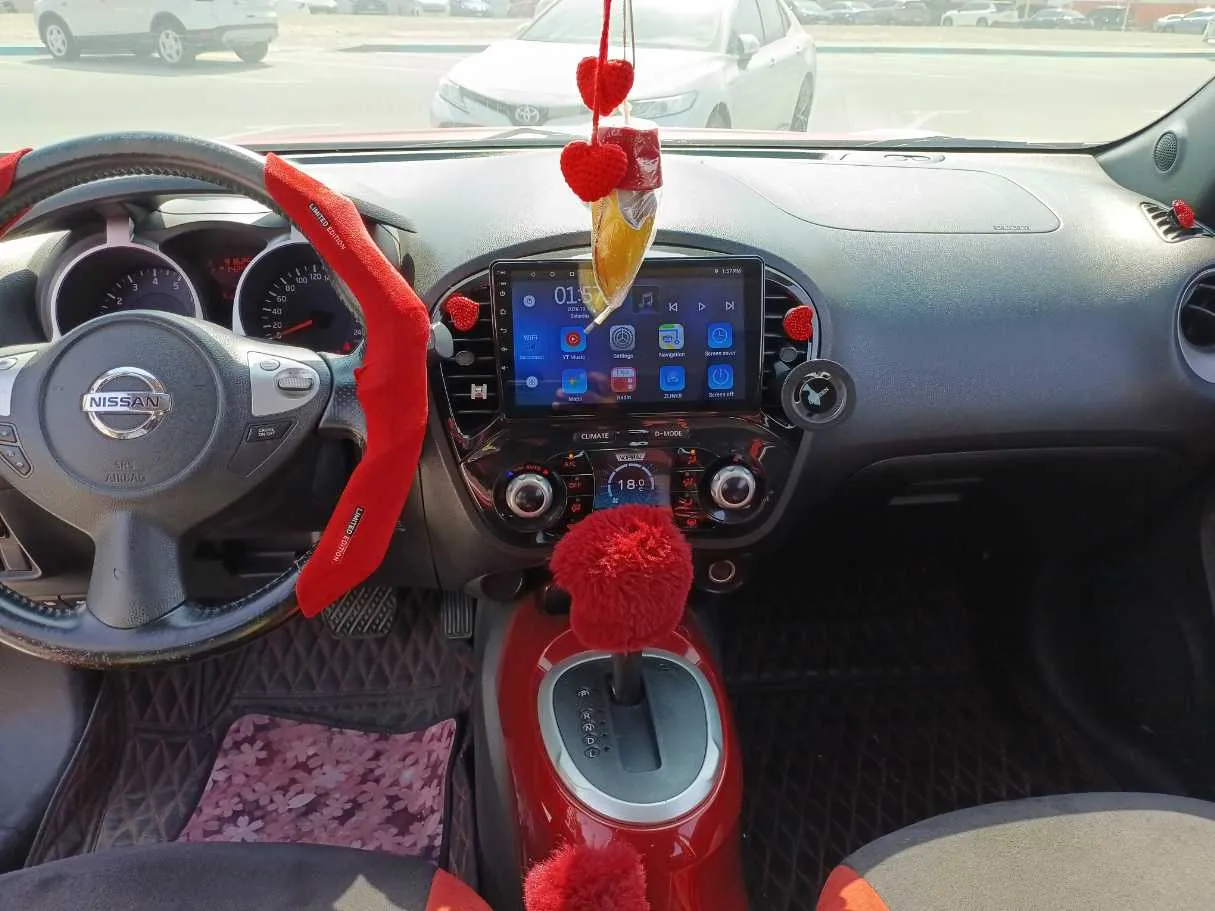 Car image 18