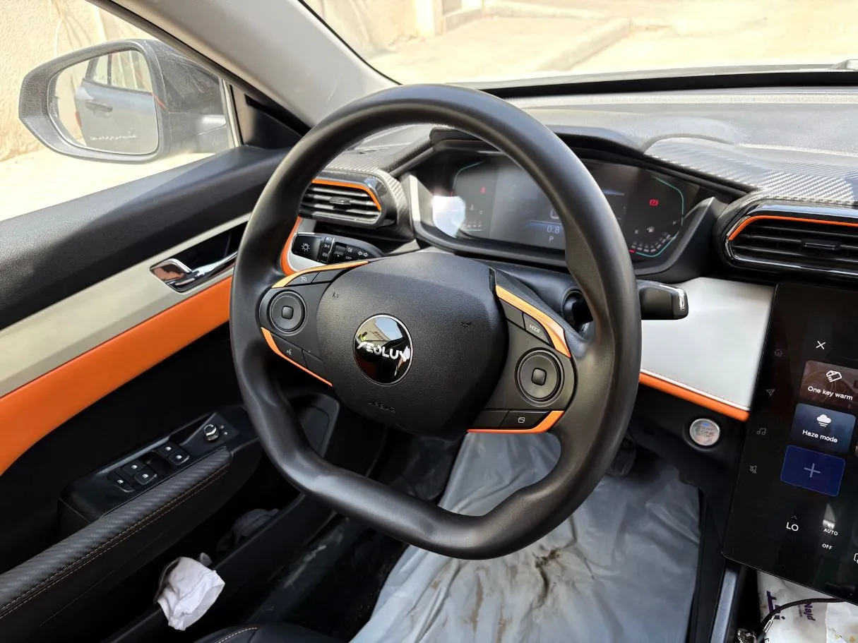 Car image 22