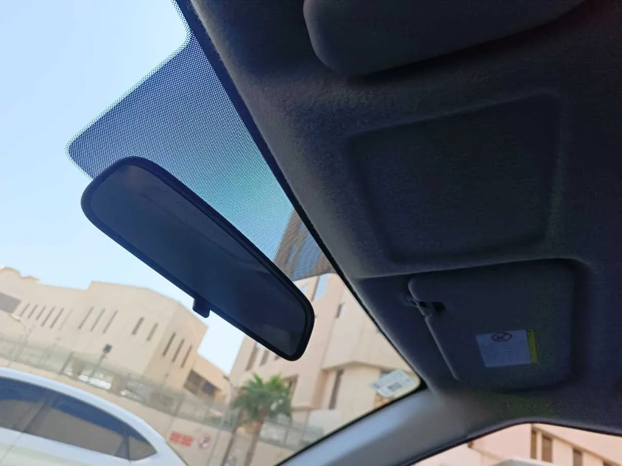 Car image 28