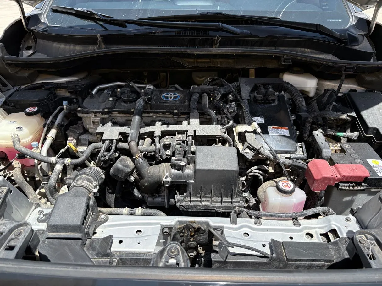 Car image 27