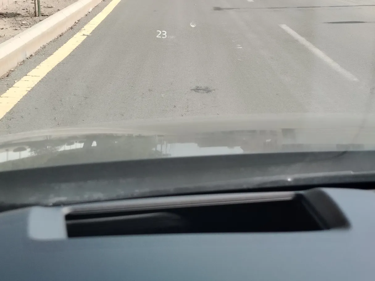 Car image 32
