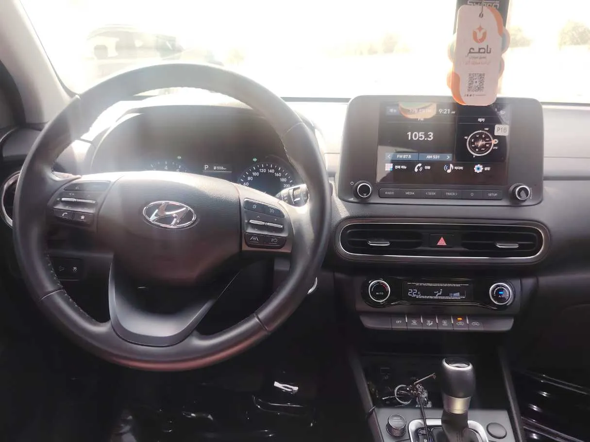 Car image 19