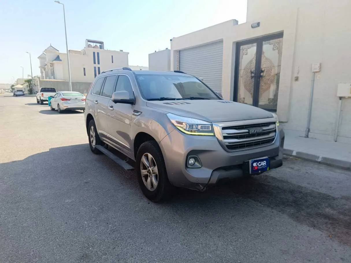 Car image 3