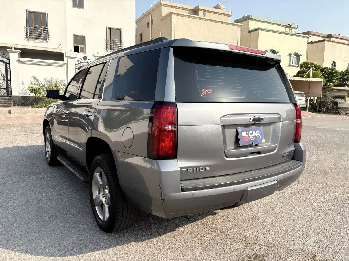 Car image 7