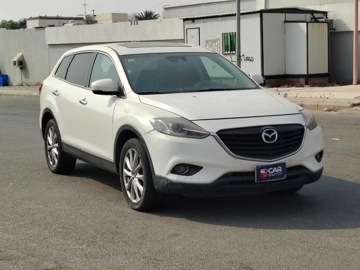 Car image 3