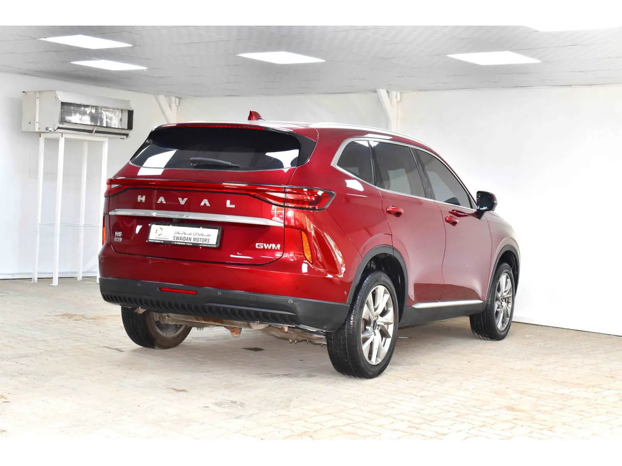 Car image 3