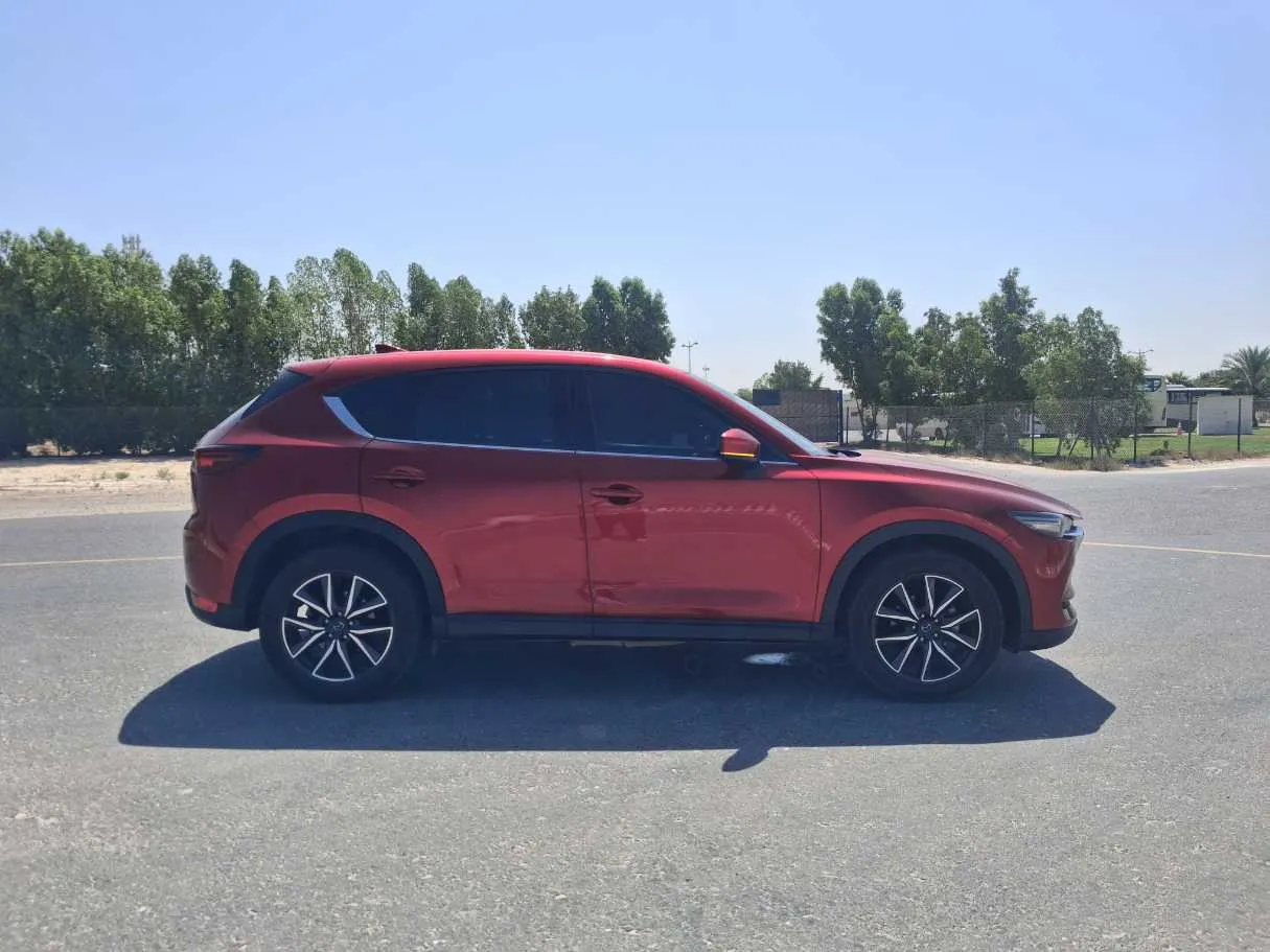Car image 8