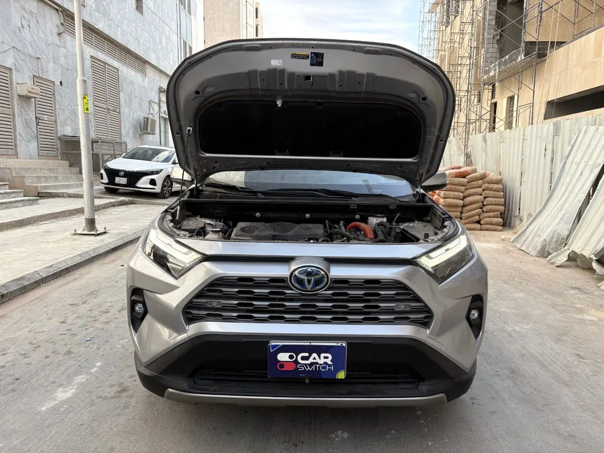 Car image 27