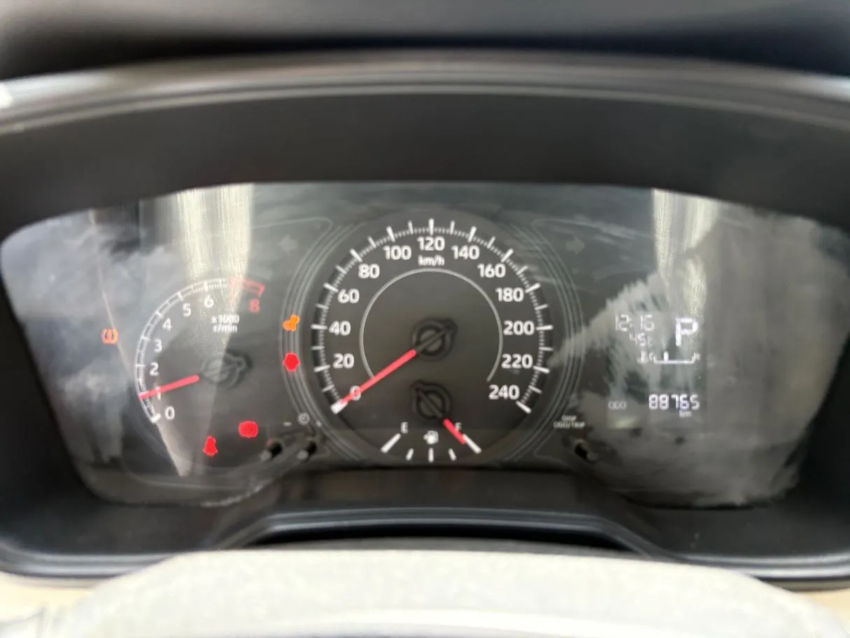 Car image 22