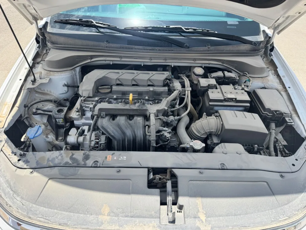 Car image 20