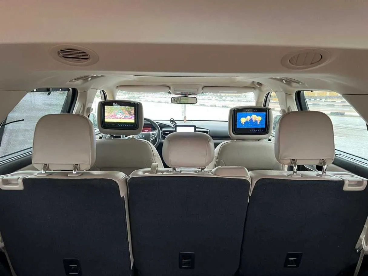 Car image 31