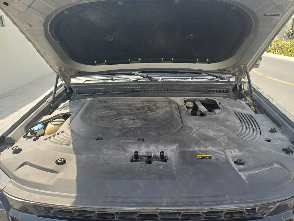 Car image 25