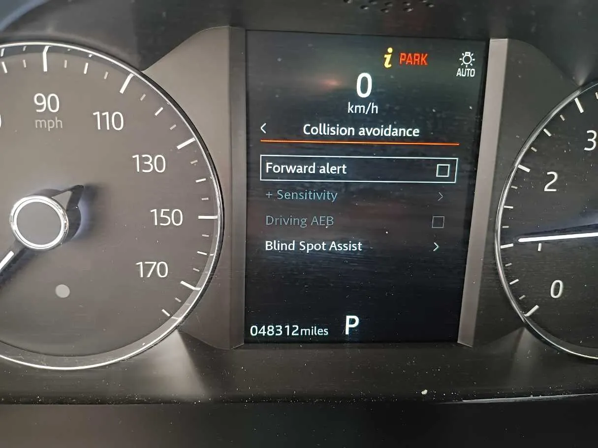 Car image 21