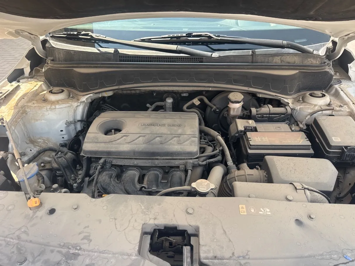 Car image 21