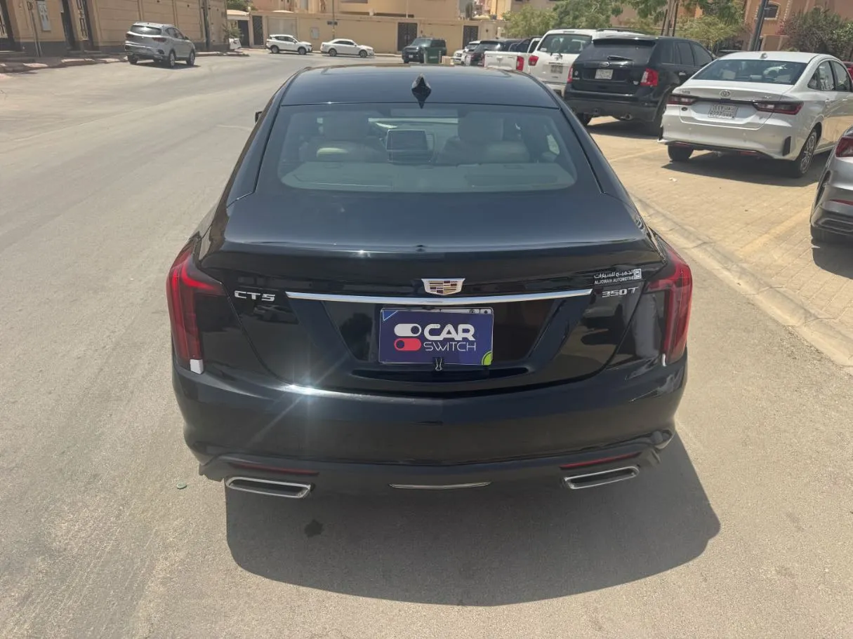 Car image 6