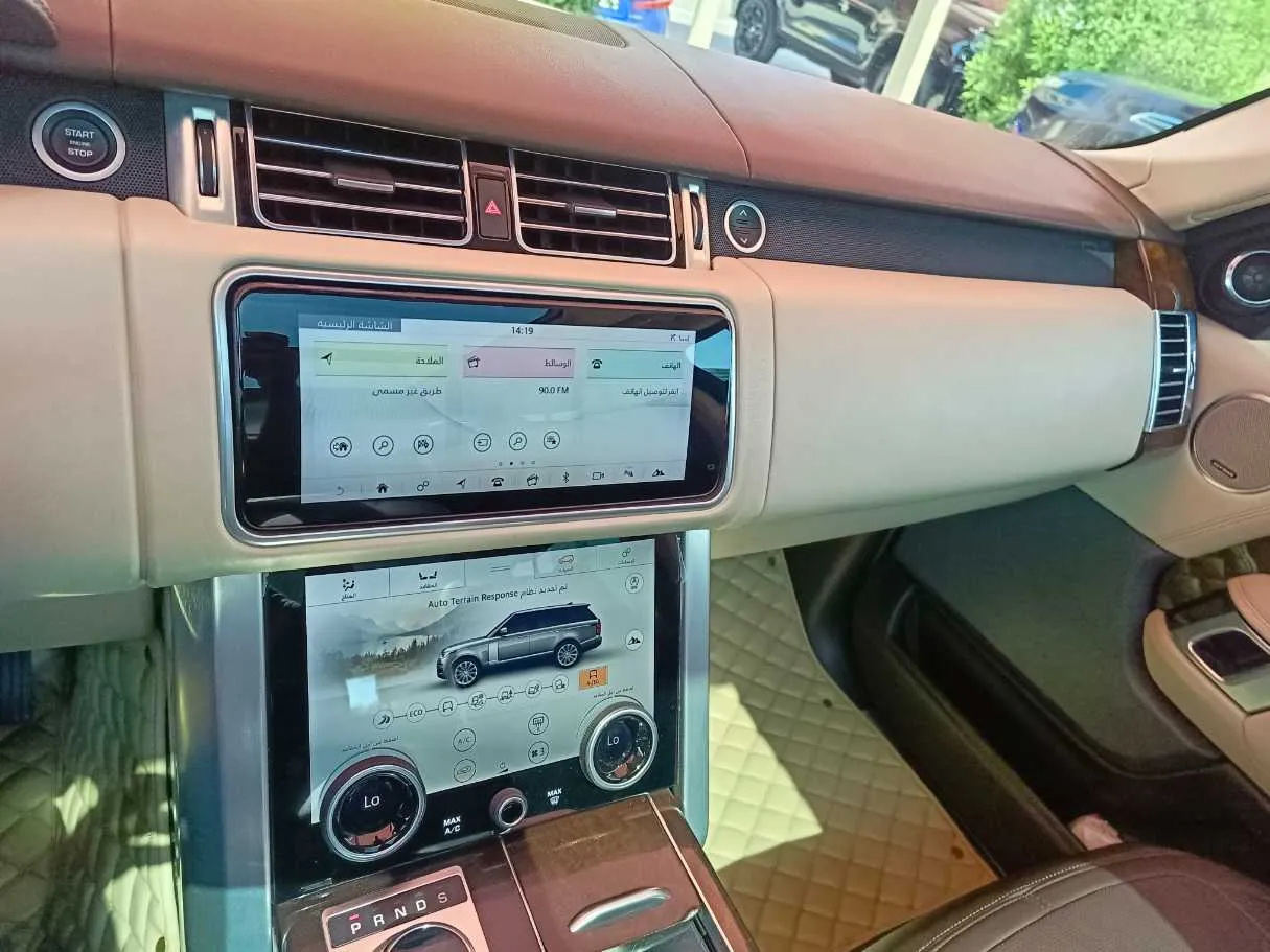 Car image 28