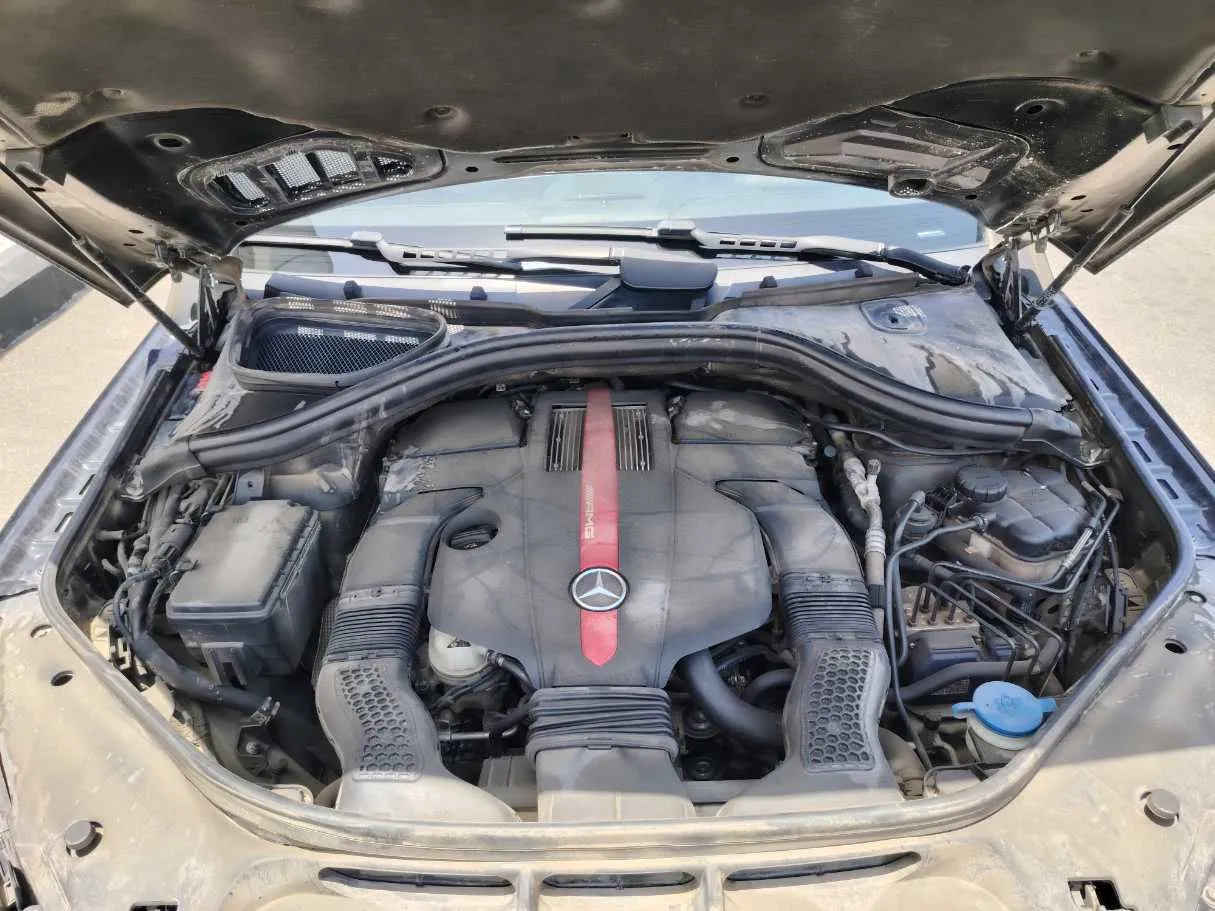 Car image 40