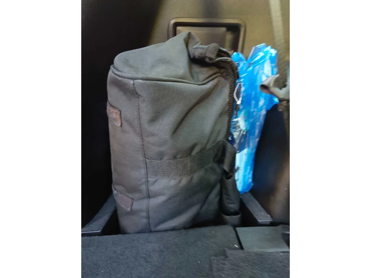 Car image 31