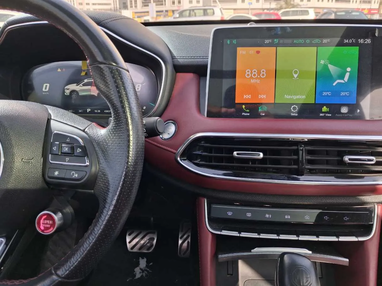 Car image 16