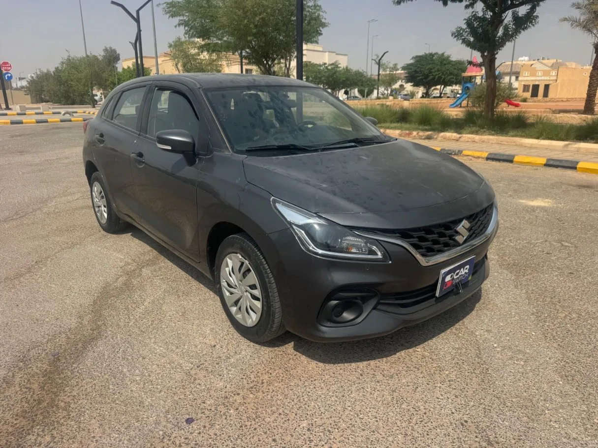 Car image 3