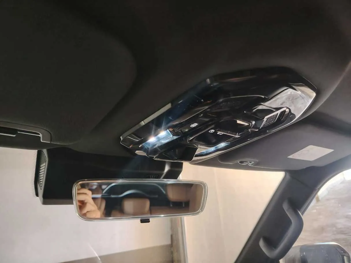 Car image 41