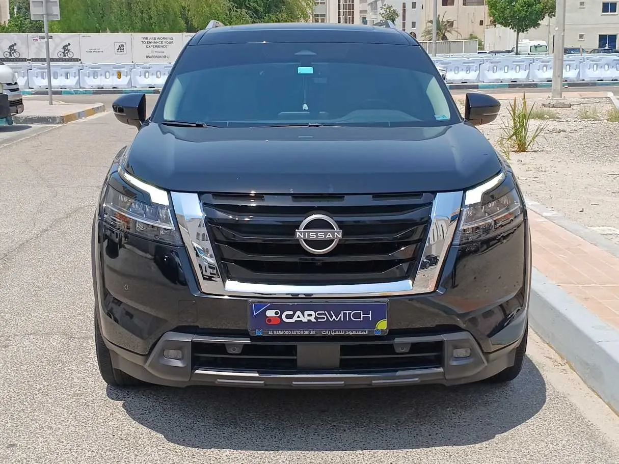Car image 2