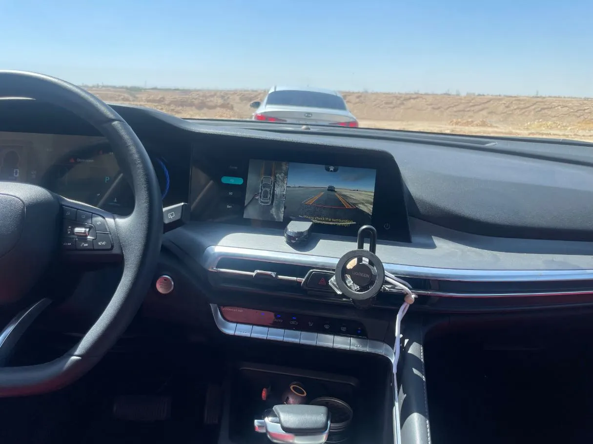 Car image 20