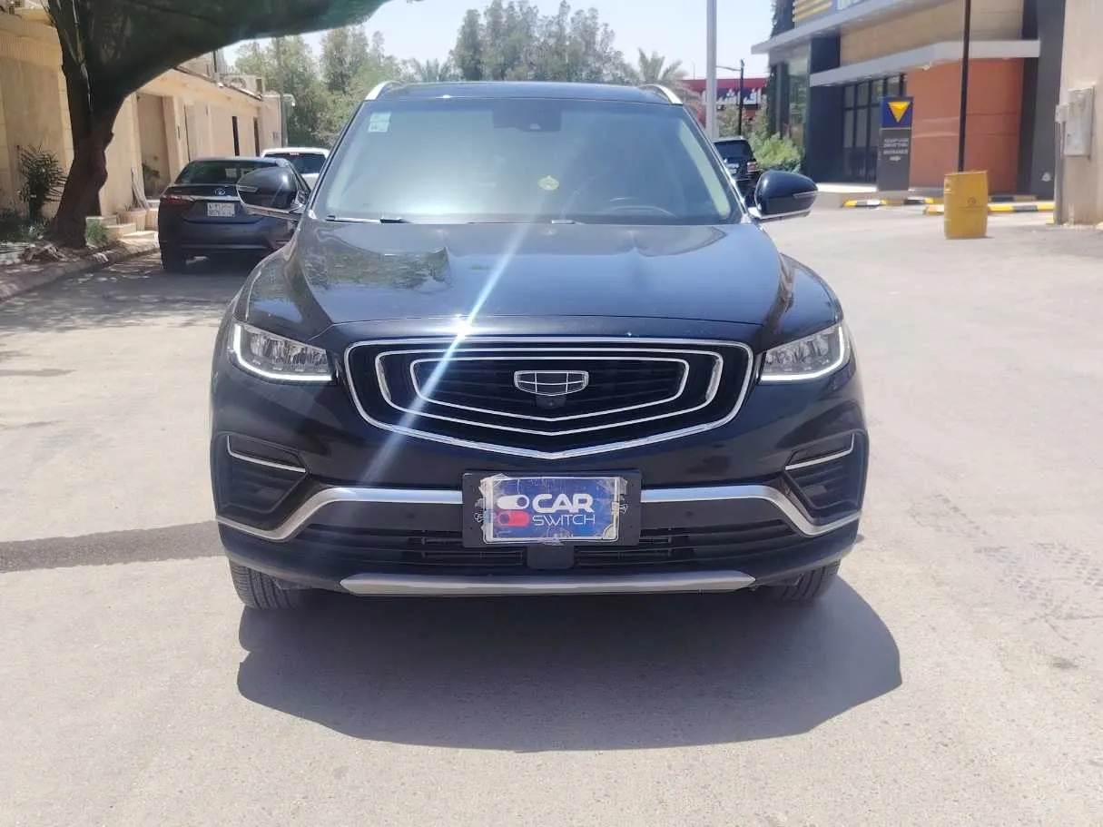 Car image 2
