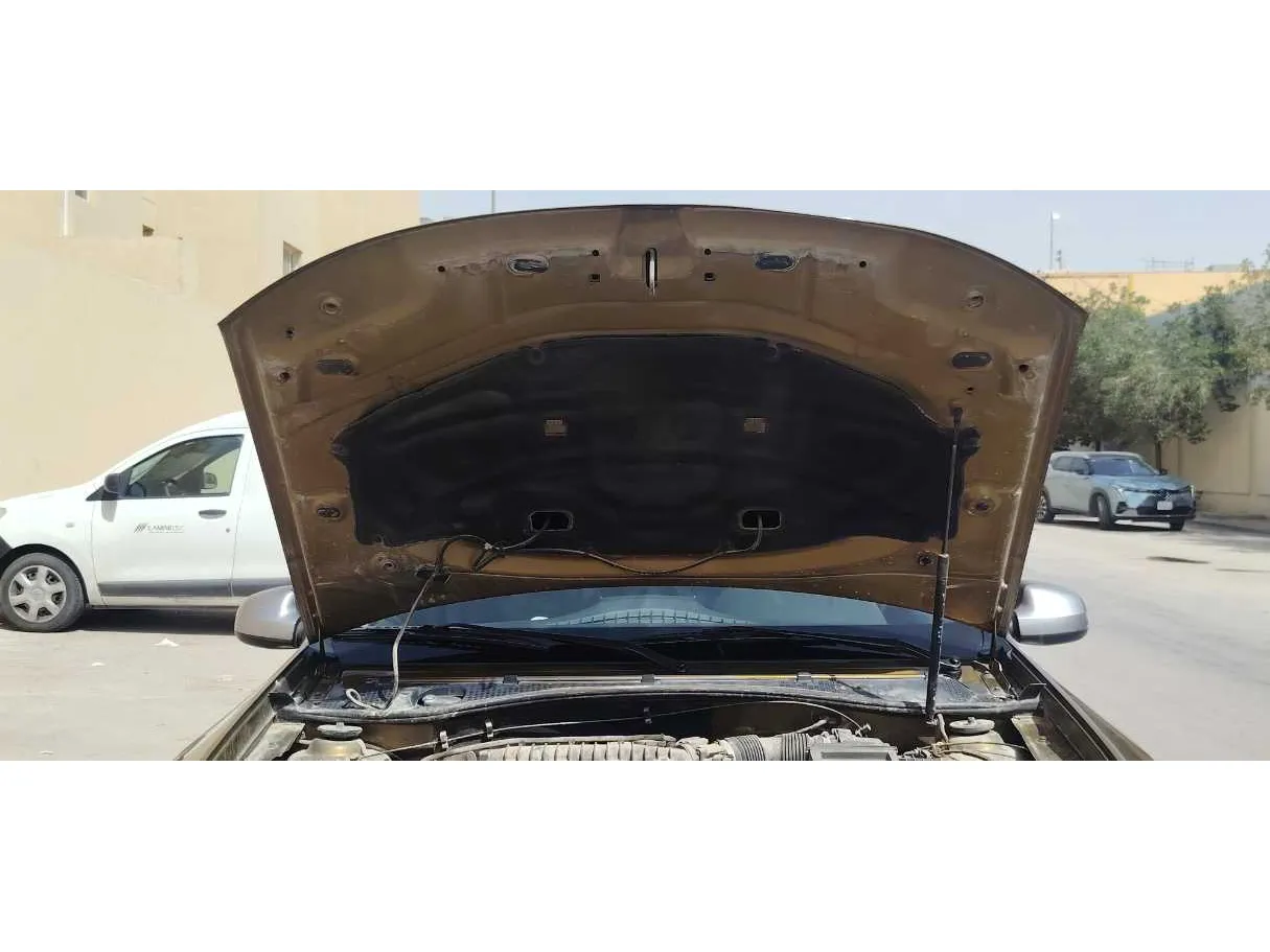 Car image 28