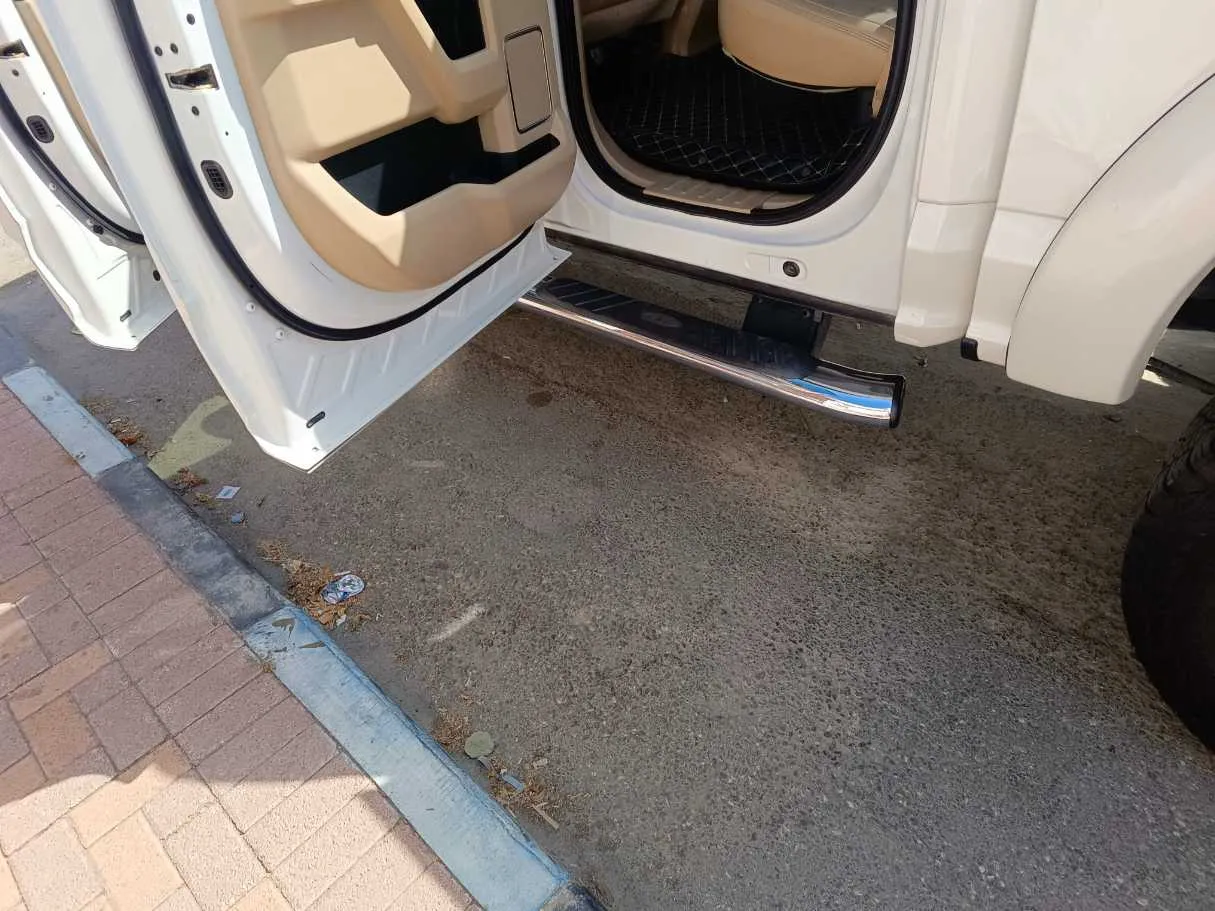 Car image 29