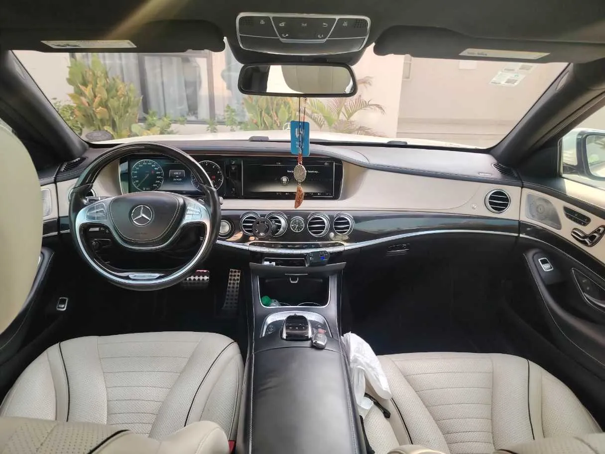 Car image 22